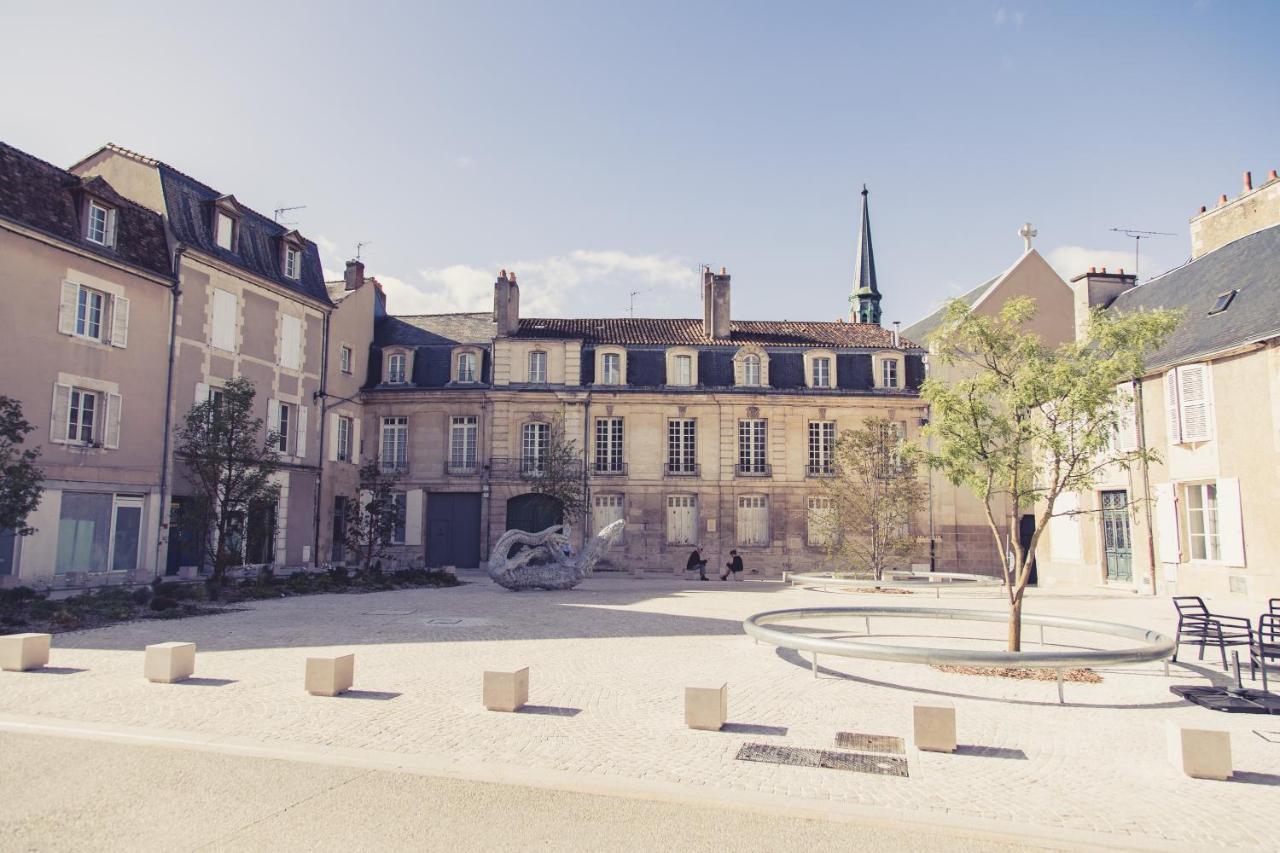 La Maison De La Liberte Studio Jules Verne Poitiers Exteriör bild